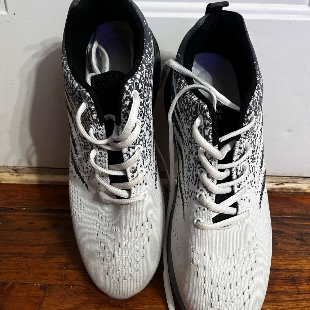 Stylish Black and White Men's Shoes